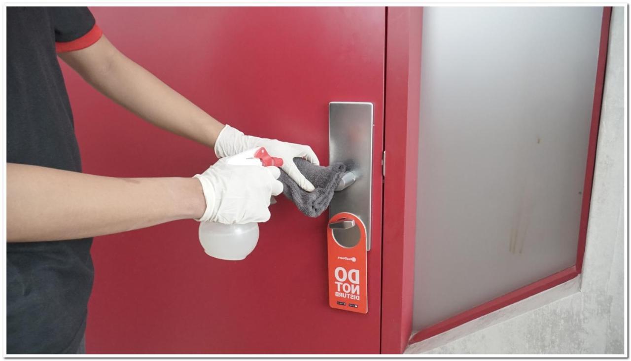 Reddoorz Plus Near Stie Ykpn 2 Maguwo Esterno foto
